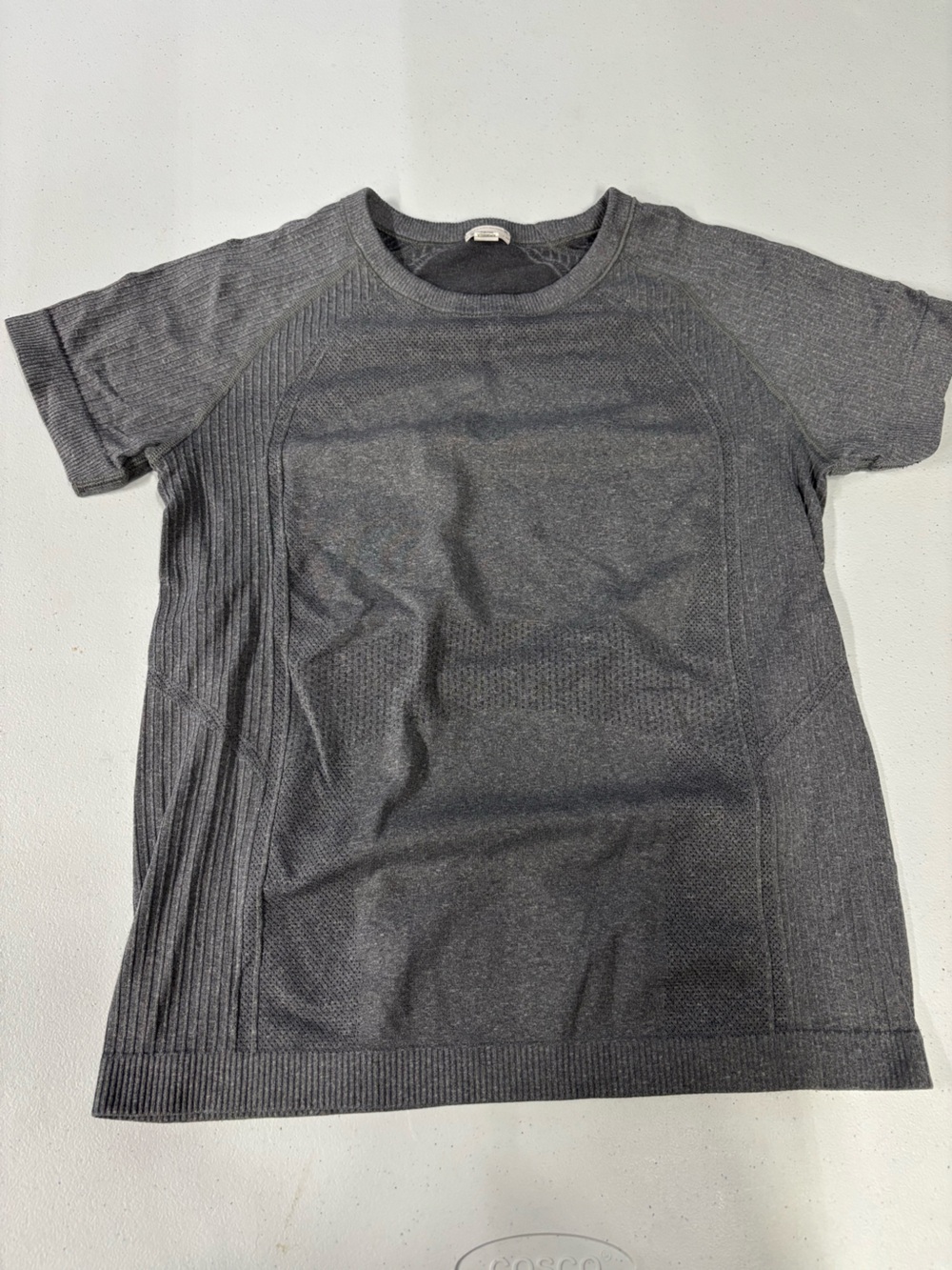 Women's Short-Sleeve Seamless Performance Tee - Gray